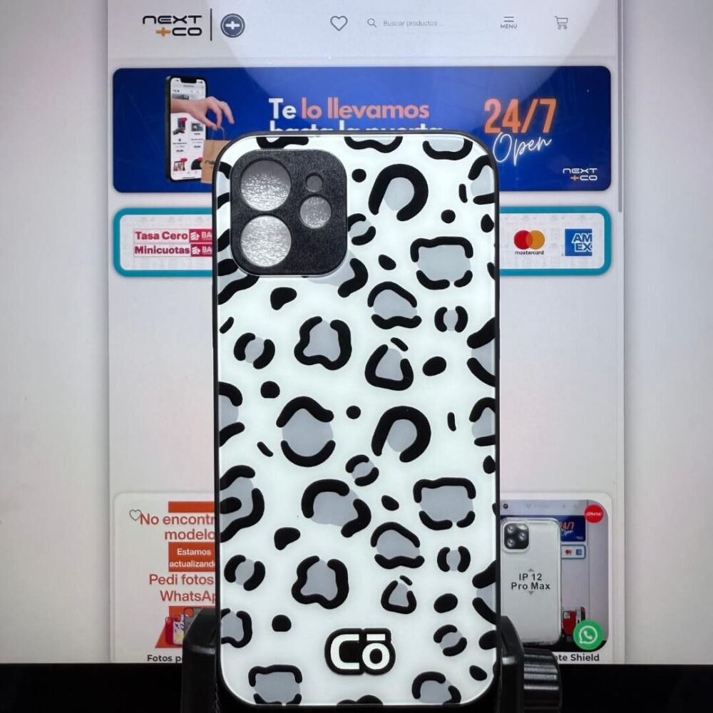 Estuche Cobee Glass iPhone 12 Animal Print #1